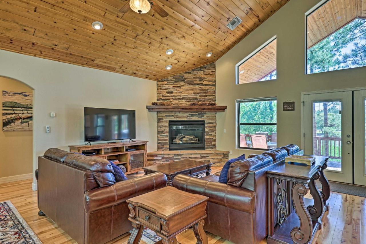 Serene Lakeside Cabin With Decks And Edler Lake Views! Pinetop-Lakeside Esterno foto